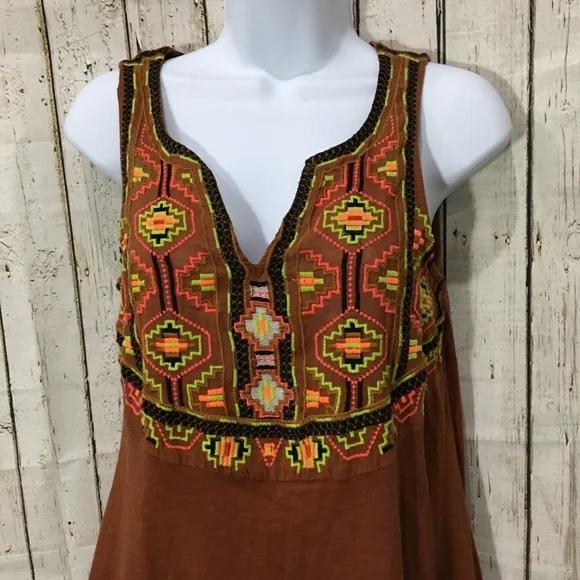 Anthropologie AKEMI + Kin Cochise keyhole tank boho look rust color size xs - Picture 3 of 6